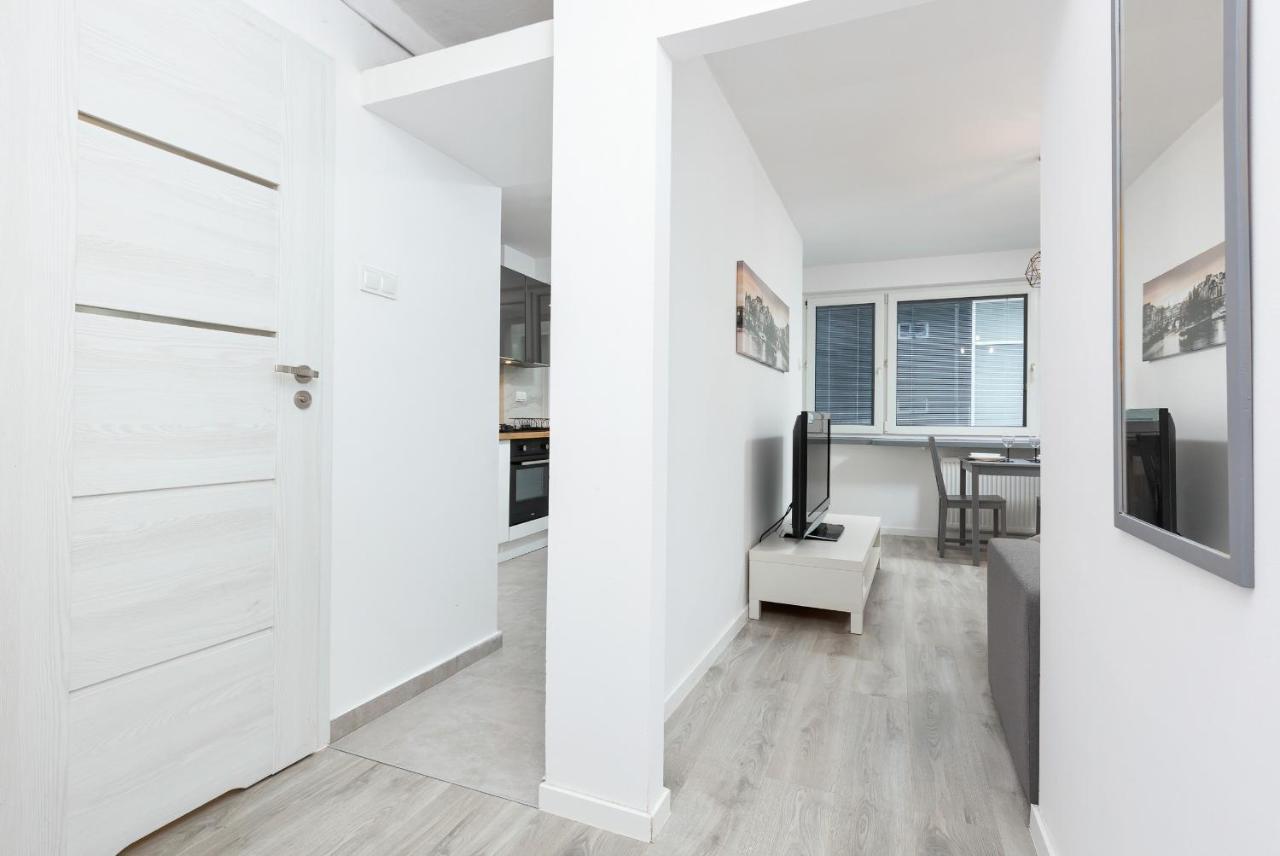 Studio City Center Zlota Street By Renters Varsóvia Exterior foto